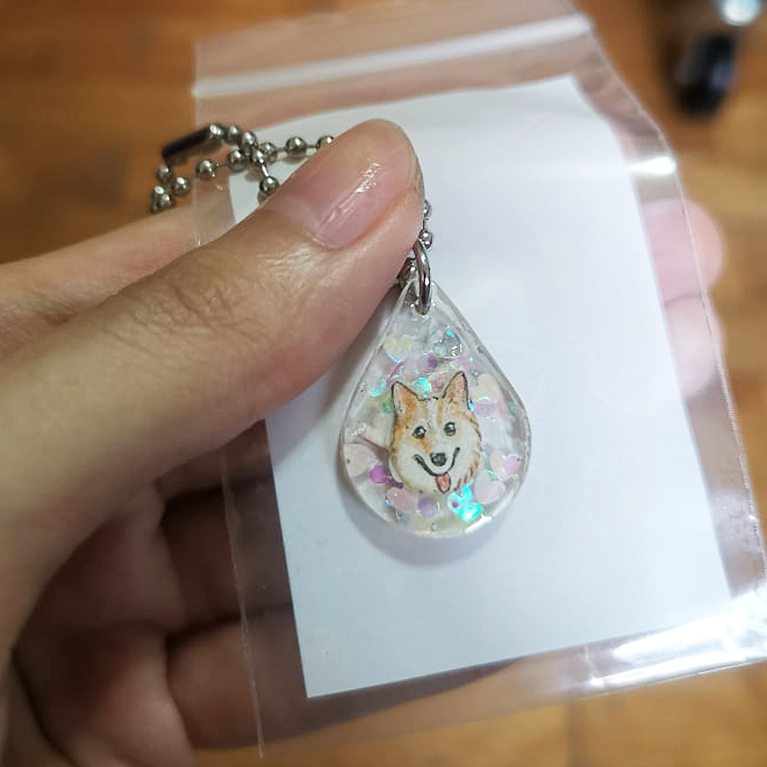 Custom hot sale shape keychain