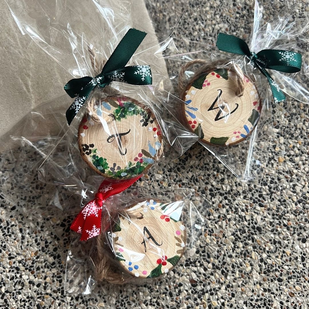 Personalised Initials Wood Tag – Hand-Painted Christmas Ornament